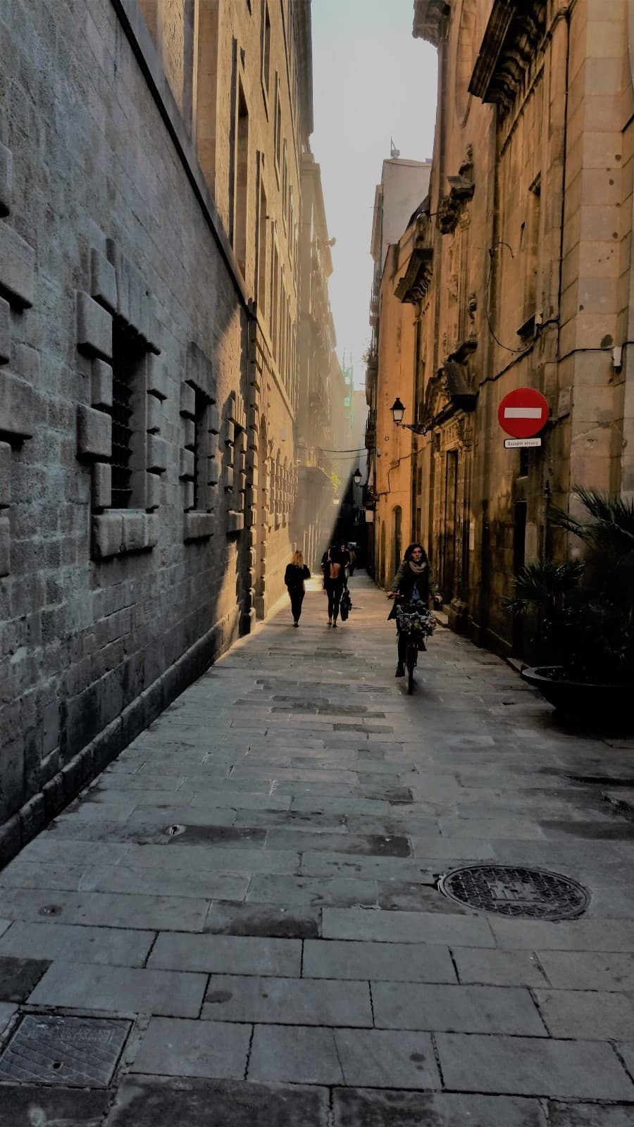 Welcome to Barcelona, Spain photo 10