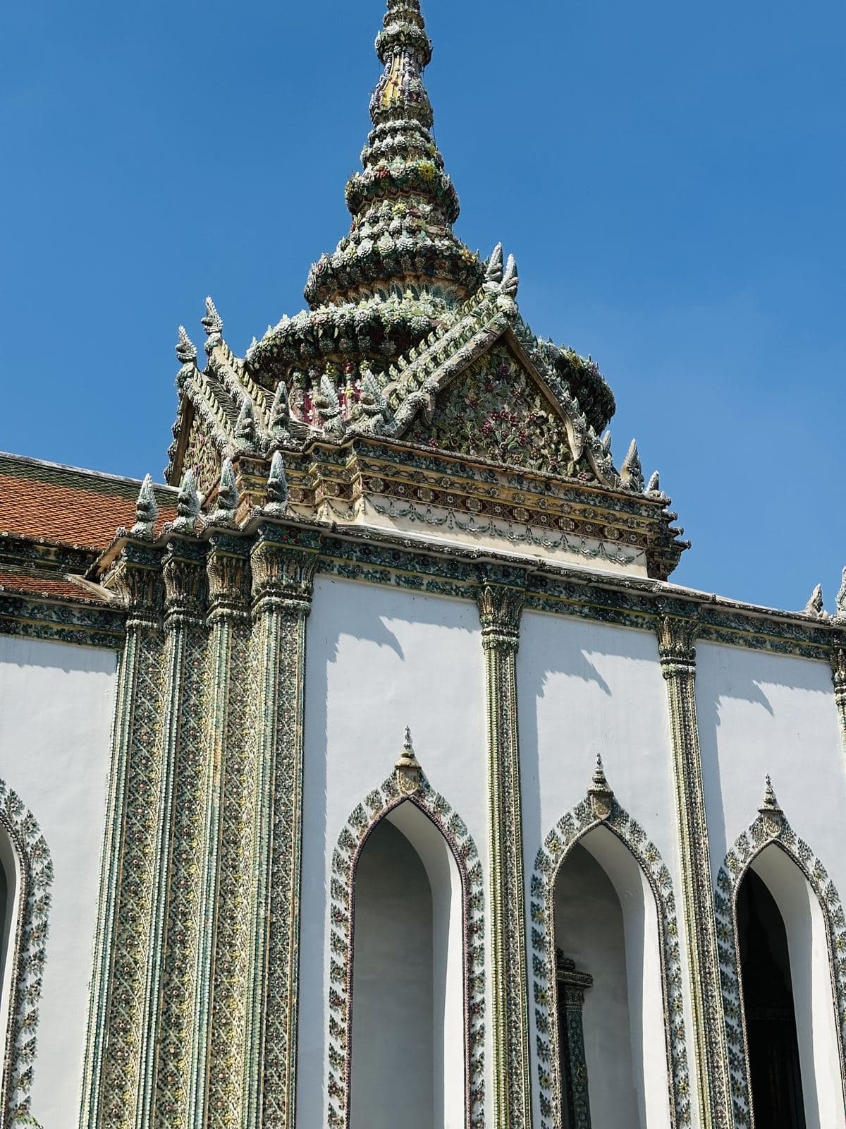 The ornate white and gold Phra Wiharn Yod