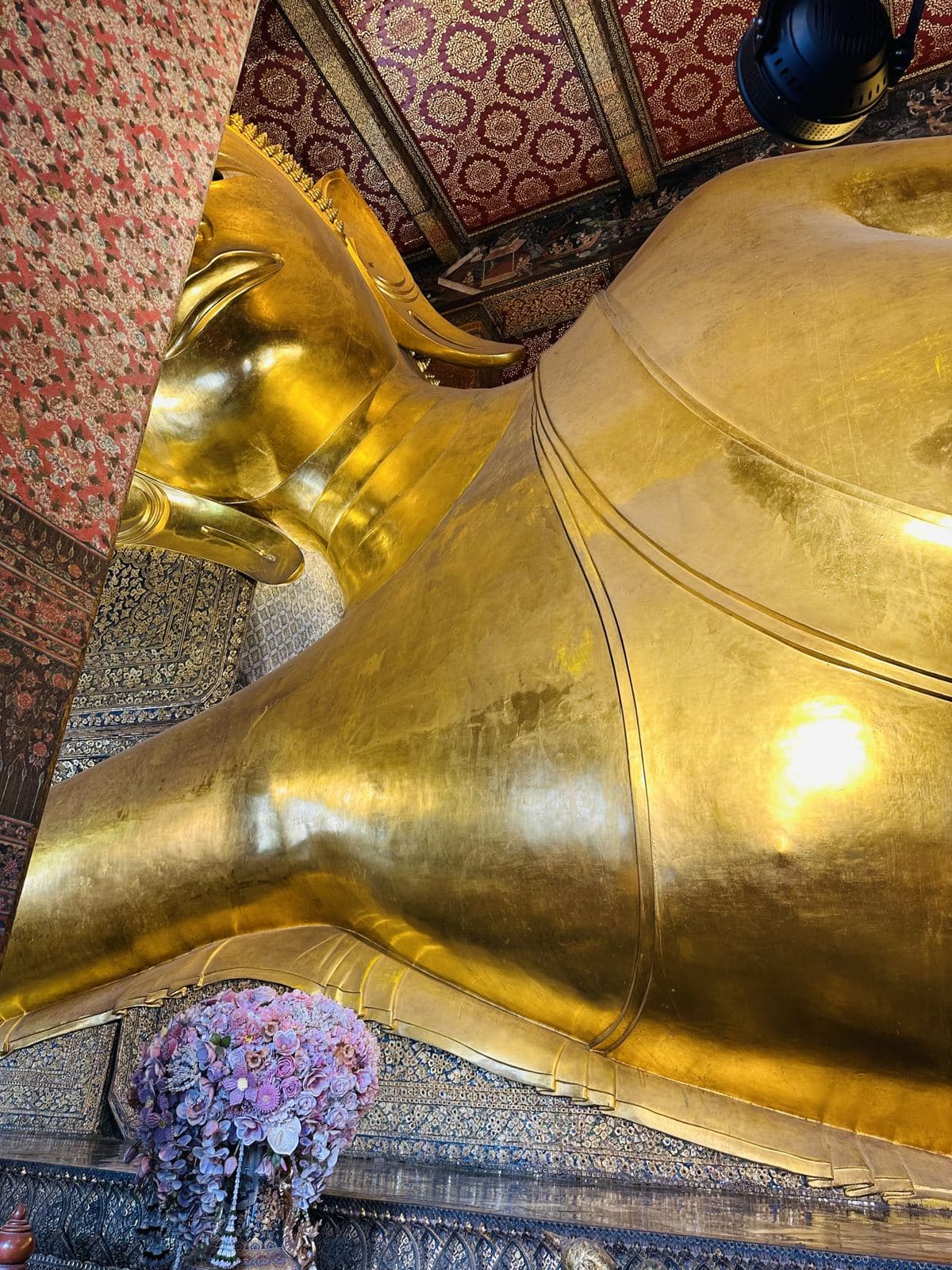 The golden Reclining Buddha of Wat Pho
