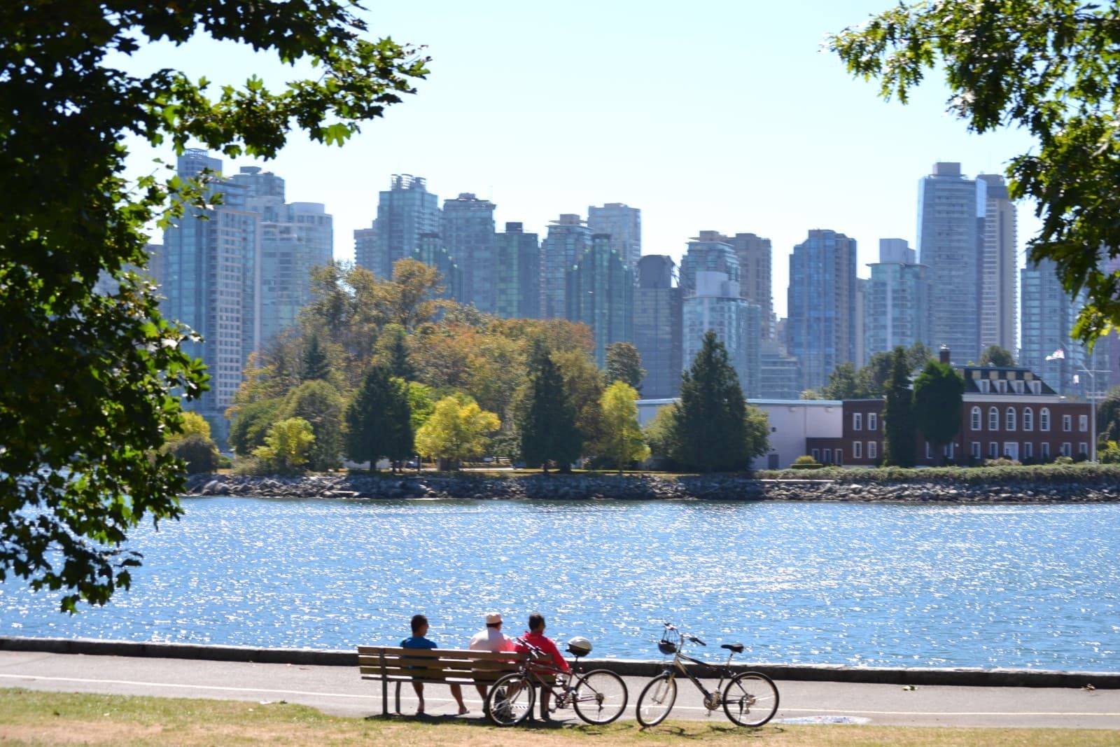 Welcome to Vancouver, Canada photo 2