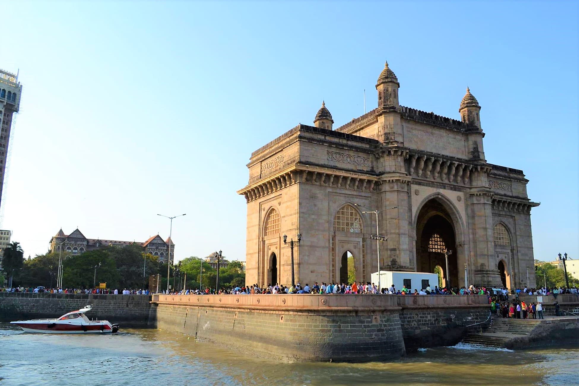 Welcome to Mumbai, India photo 3