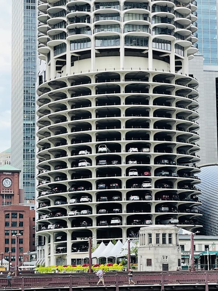 Welcome to Chicago, IL photo 9